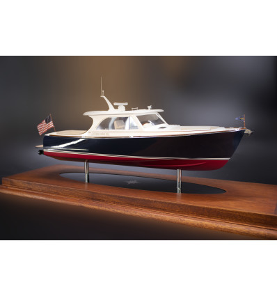 Hinckley Picnic 39 (real length 42 foot - scale 1-20 or 25 inc. LOA.-CM+DC