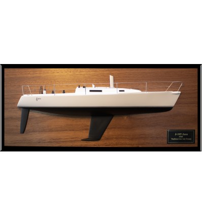 J105 exquisite custom half model with deck details