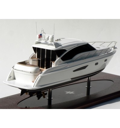 Custom Models - Tiara - Tiara 5800 Sovran - Abordage