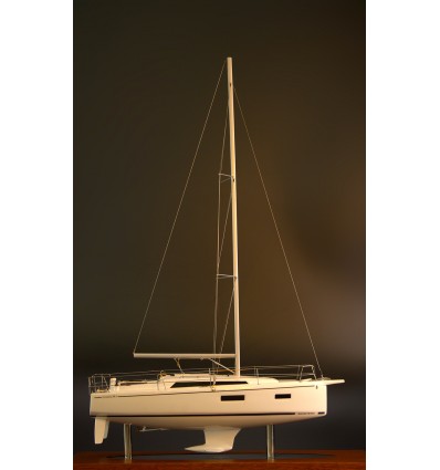 Beneteau 34.1 desk model