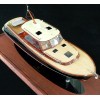Custom Models - Hinckley - Hinckley Talaria 40 "Swedish Fish" - Abordage